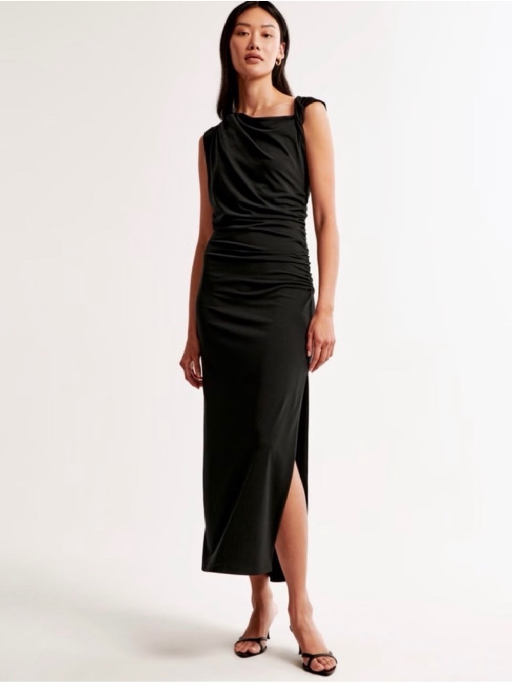 Abercrombie Elegant Black Ruched Sleeveless Midi Dress